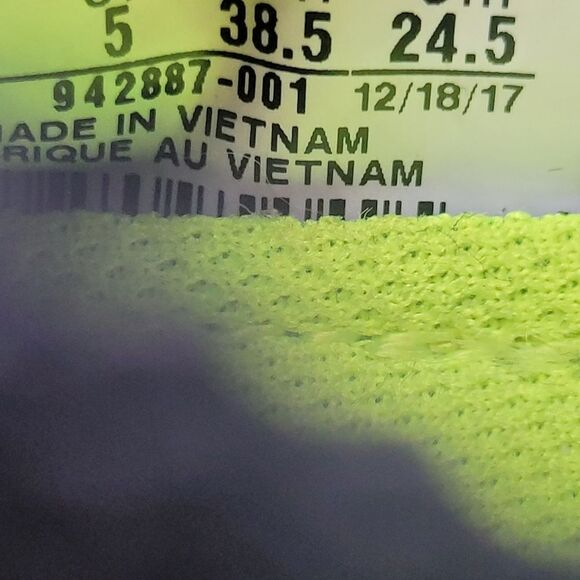 Nike TR Flyknit 3 MTLC College Navy Platinum AJ7802-410 Womens Sneakers size 7.5 - Picture 9 of 9